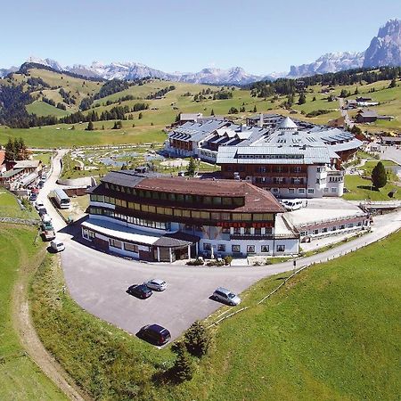 Piccolo Hotel Sciliar Alpe Di Siusi Exterior photo